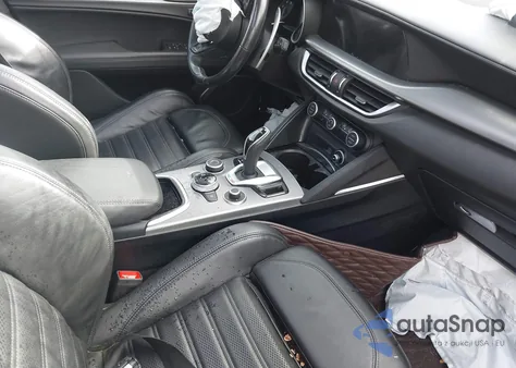 2022 Alfa Romeo Stelvio Veloce Ti Awd из США, поврежденный, VIN ZASPAKBNXN7D26328